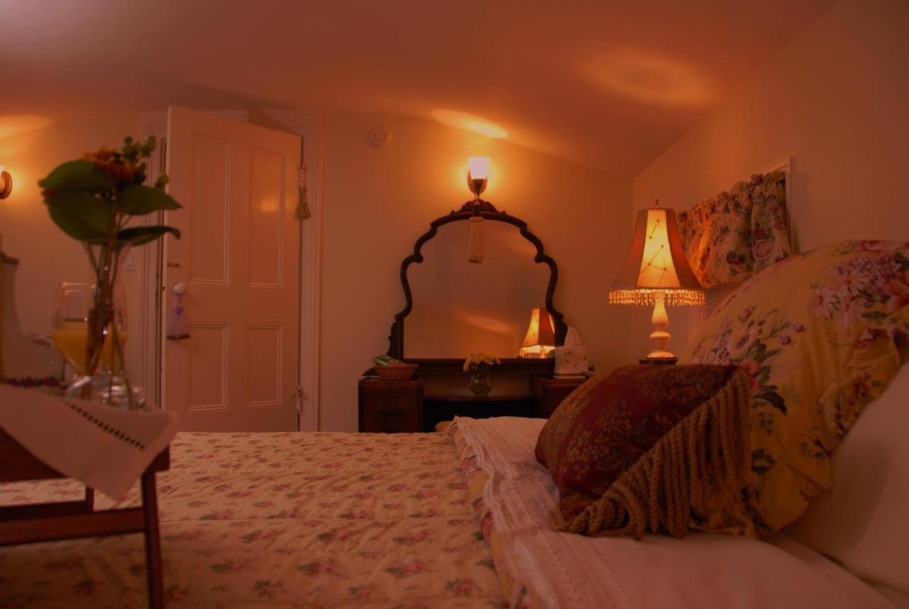 Arbor View House Bed And Breakfast East Marion Экстерьер фото