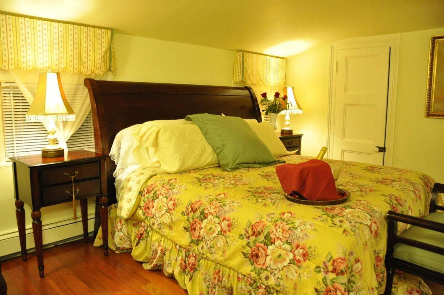 Arbor View House Bed And Breakfast East Marion Экстерьер фото