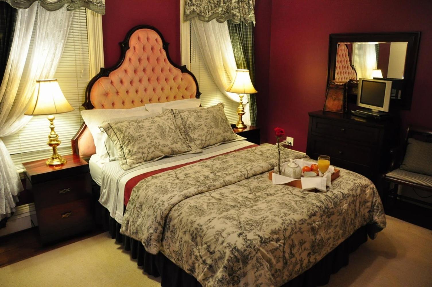 Arbor View House Bed And Breakfast East Marion Экстерьер фото